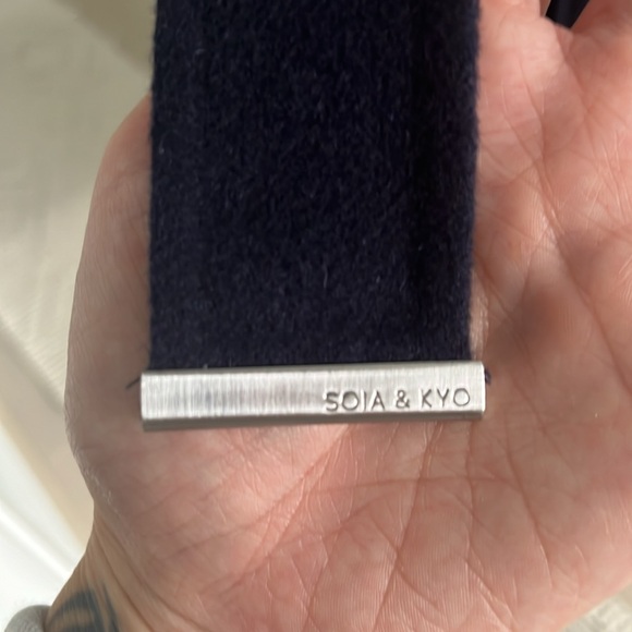 Soia & Kyo Daphne wool coat with fur trim (need gone, make an offer) - Picture 4 of 8